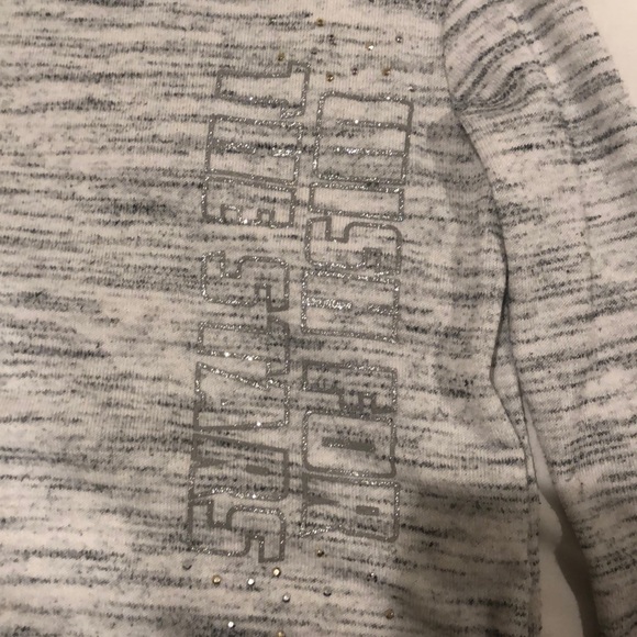 H&M long sleeve sweater - Picture 2 of 4